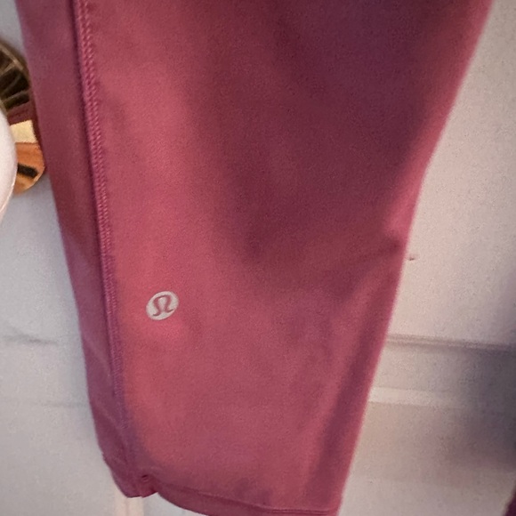 Lululemon Speed Up Crop *21" - Picture 6 of 7